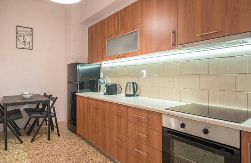 Vyronas Apartment | 75 m² Apartment ∙ 2 bedrooms ∙ 6 guests