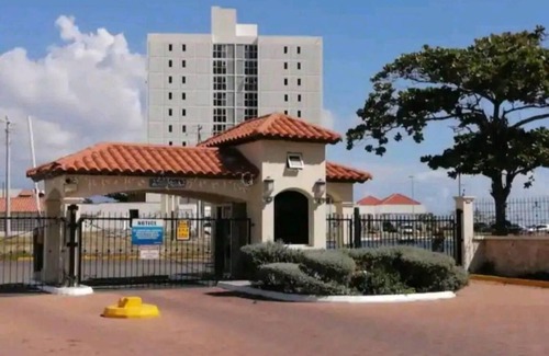 Portmore Apartment | 75 m² Apartment ∙ 2 bedrooms ∙ 4 guests