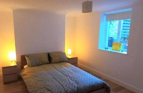 Southwark Apartment | 75 m² Apartment ∙ 2 bedrooms ∙ 5 guests