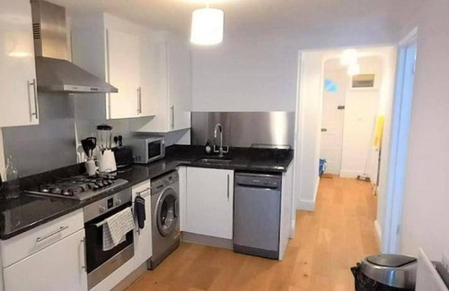 Southwark Apartment | 75 m² Apartment ∙ 2 bedrooms ∙ 5 guests
