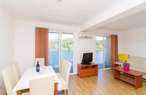 Polace Apartment | 75 m² Apartment ∙ 2 bedrooms ∙ 5 guests