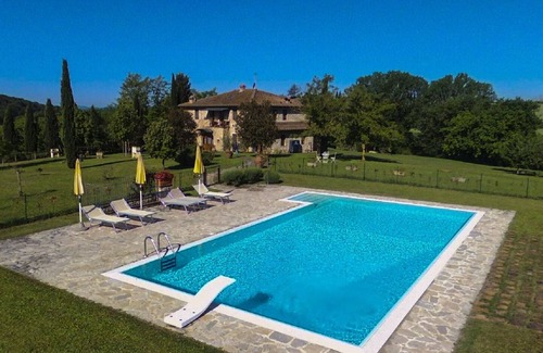 Monteriggioni Apartment | 75 m² Apartment ∙ 2 bedrooms ∙ 4 guests