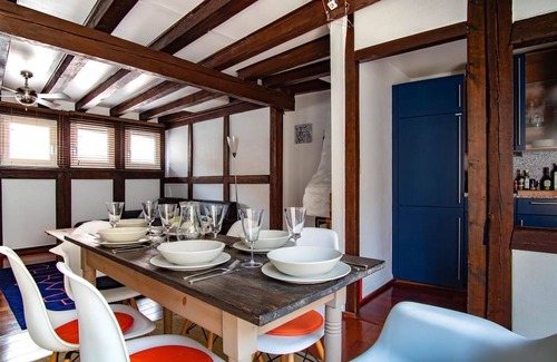 Krutenau Apartment | 75 m² Apartment ∙ 2 bedrooms ∙ 5 guests