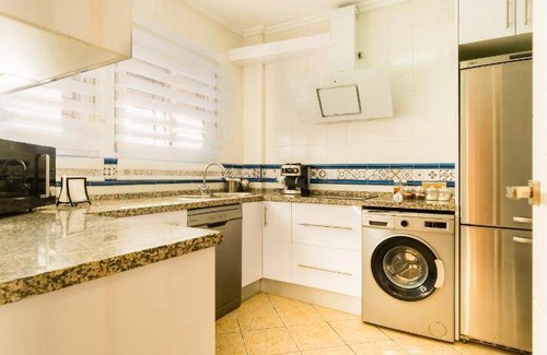 Cerro-Amate Apartment | 75 m² Apartment ∙ 3 bedrooms ∙ 8 guests