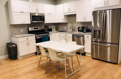 Allston Apartment | 75 m² Apartment ∙ 3 bedrooms ∙ 8 guests