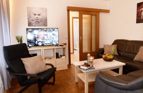 Bergisch Gladbach Apartment | 75 m² Apartment ∙ 3 bedrooms ∙ 6 guests