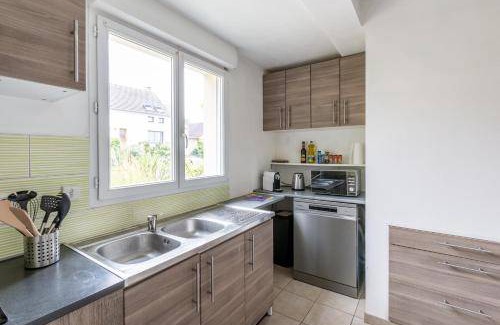 Palaiseau Apartment | 75 m² Apartment ∙ 4 bedrooms ∙ 7 guests
