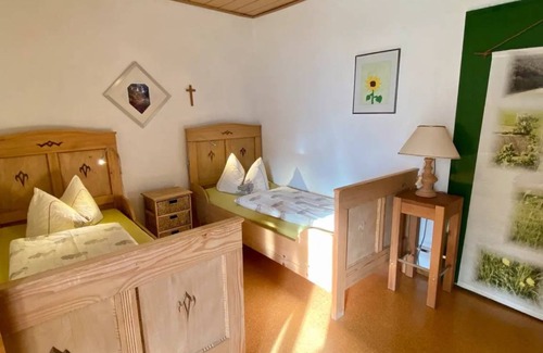 Kirchzarten Apartment | 75 m² Apartment ∙ 2 bedrooms ∙ 4 guests