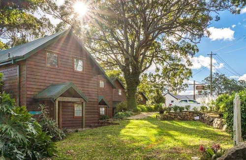 Mount Tamborine Ski Chalet | 75 m² Chalet ∙ 2 guests