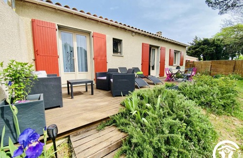 Pouzols-Minervois House | 75 m² Gîte ∙ 2 bedrooms ∙ 4 guests