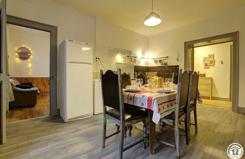 Mijoux House | 75 m² Gîte ∙ 2 bedrooms ∙ 6 guests