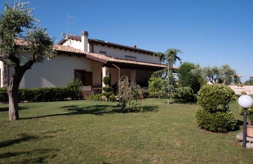 Citta Sant'Angelo House | 75 m² House ∙ 3 bedrooms ∙ 5 guests