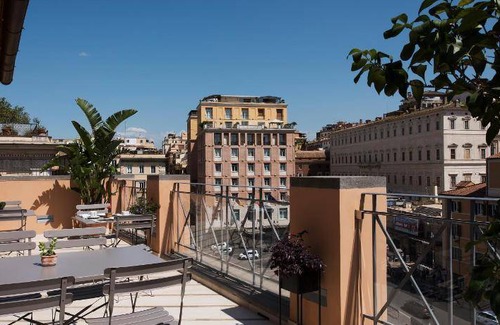 Rione III Colonna Hotel | 75 m² Hotel ∙ 2 bedrooms ∙ 127 guests