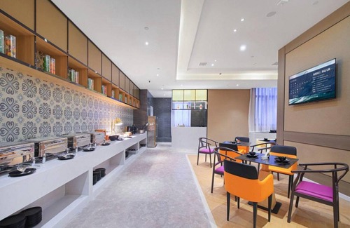 Hanjiang District Hotel | 75 m² Hotel ∙ 3 guests