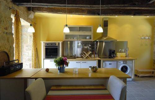 Salles-la-Source House | 75 m² House ∙ 2 bedrooms ∙ 4 guests