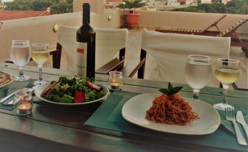 Mati House | 75 m² House ∙ 2 bedrooms ∙ 4 guests
