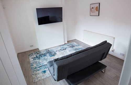 Walsall House | 75 m² House ∙ 3 bedrooms ∙ 6 guests