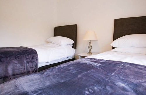 Walsall House | 75 m² House ∙ 3 bedrooms ∙ 6 guests