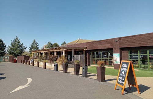 Blackpool Cabin | 75 m² Lodge ∙ 2 bedrooms ∙ 5 guests