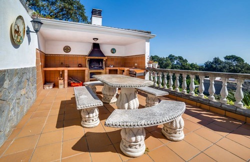 Palafolls House | 750 m² House ∙ 10 bedrooms ∙ 20 guests