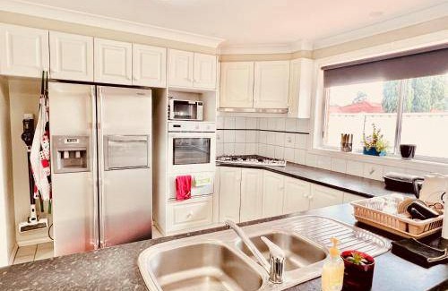 Sydenham House | 750 m² House ∙ 5 bedrooms ∙ 12 guests