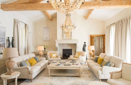 Menerbes House | 750 m² House ∙ 7 bedrooms ∙ 14 guests
