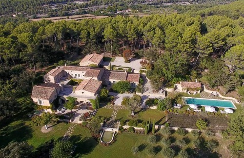 Menerbes House | 750 m² House ∙ 7 bedrooms ∙ 14 guests
