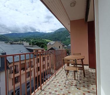 Saint-Jean-de-Maurienne House | 75m apartment in Saint-Jean-de-Maurienne
