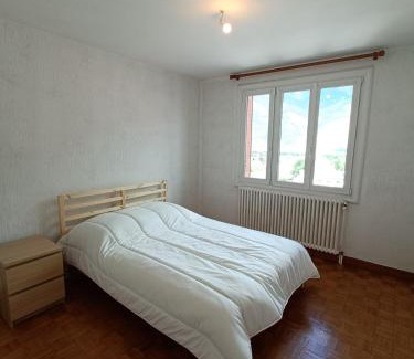 Saint-Jean-de-Maurienne House | 75m apartment in Saint-Jean-de-Maurienne