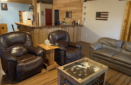 Mathis House | 76 Acres with 2,500 feet of water front