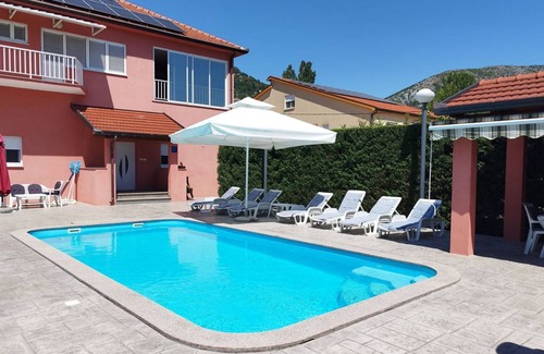 Dusina Apartment | 76 m² Apartment ∙ 3 bedrooms ∙ 8 guests