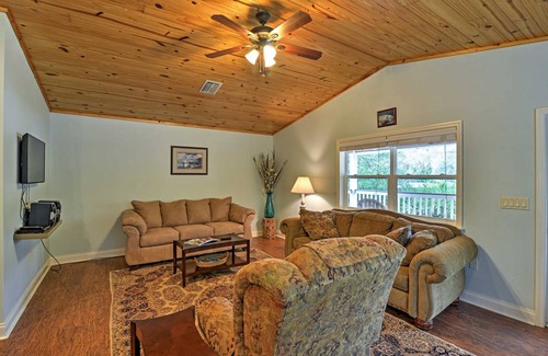 Crystal River Cottage | 76 m² Cabin ∙ 1 bedroom ∙ 4 guests