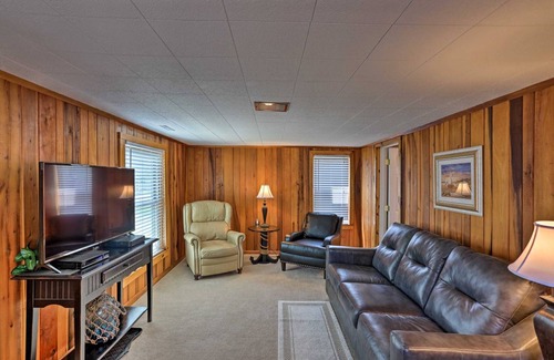 Port Clinton Cottage | 76 m² Cabin ∙ 2 bedrooms ∙ 4 guests