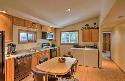 Port Clinton Cottage | 76 m² Cabin ∙ 2 bedrooms ∙ 4 guests
