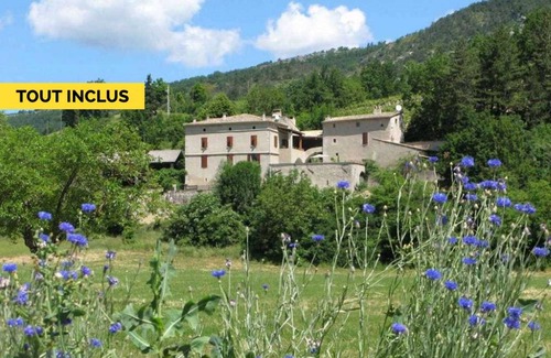 Drome House | 76 m² Gîte ∙ 2 bedrooms ∙ 4 guests