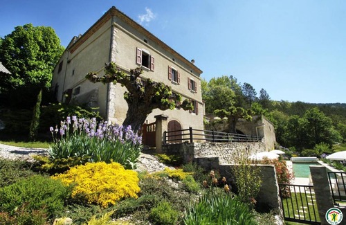 Drome House | 76 m² Gîte ∙ 2 bedrooms ∙ 4 guests