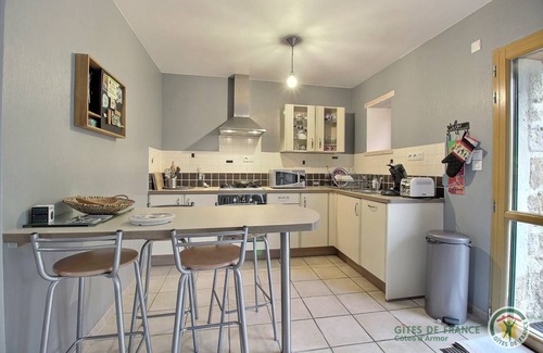 Cohiniac House | 76 m² Gîte ∙ 2 bedrooms ∙ 4 guests
