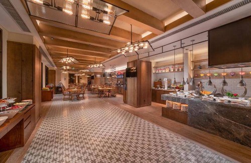 Jilin Hotel | 76 m² Hotel ∙ 2 bedrooms ∙ 127 guests
