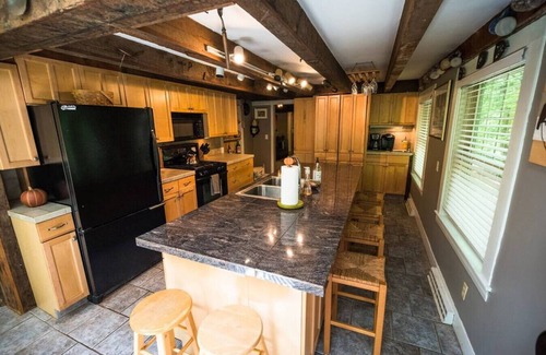 Intervale House | 76 RT 16A · Pumpkin Hollow House/HotTub/Prvt Brook/Large Yard
