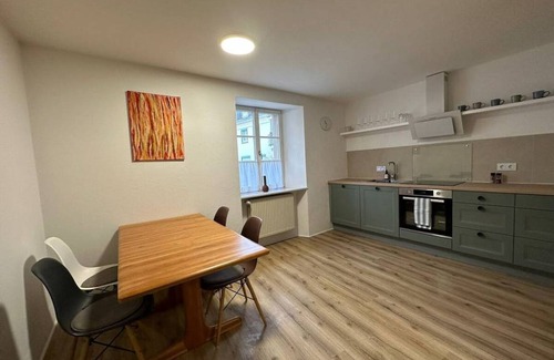 Kadelburg Apartment | 77 m² Apartment ∙ 2 bedrooms ∙ 5 guests