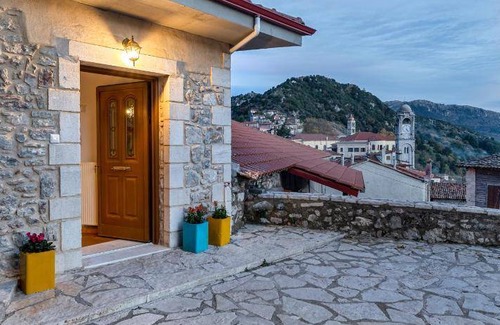 Dimitsana Apartment | 77 m² Apartment ∙ 2 bedrooms ∙ 6 guests