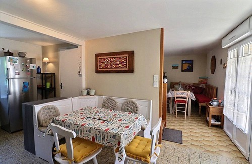 Pleucadeuc House | 77 m² Gîte ∙ 2 bedrooms ∙ 4 guests