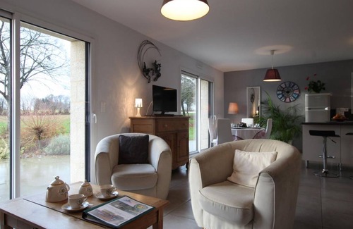 Le Mesnil-Ozenne House | 77 m² Gîte ∙ 2 bedrooms ∙ 4 guests