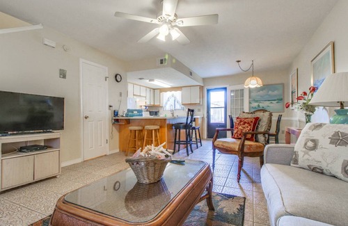 Panama City Beach House | 77 m² House ∙ 2 bedrooms ∙ 6 guests
