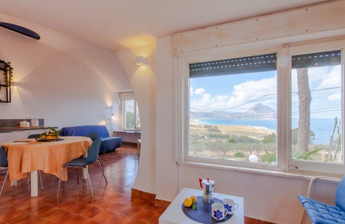 Macari House | 77 m² House ∙ 2 bedrooms ∙ 5 guests