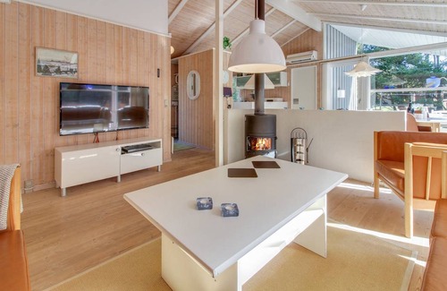 Sønderstrand House | 77 m² House ∙ 3 bedrooms ∙ 8 guests