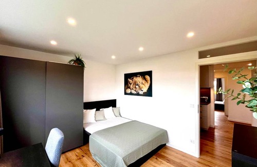 Ramersdorf - Perlach Resort | 77 m² Private room ∙ 1 bedroom ∙ 1 guest