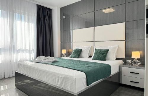 Sector 5 Apartment | 77 Nasaud Apartments part of GlamAp with Park