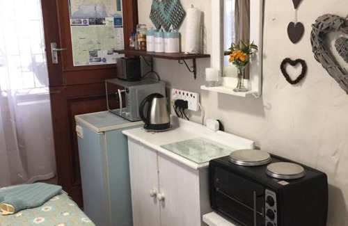 Voelklip Apartment | 77 ON 7th Street