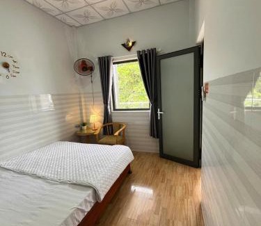 Ninh Hai Bed & Breakfast | 777 Hostel Vĩnh Hy